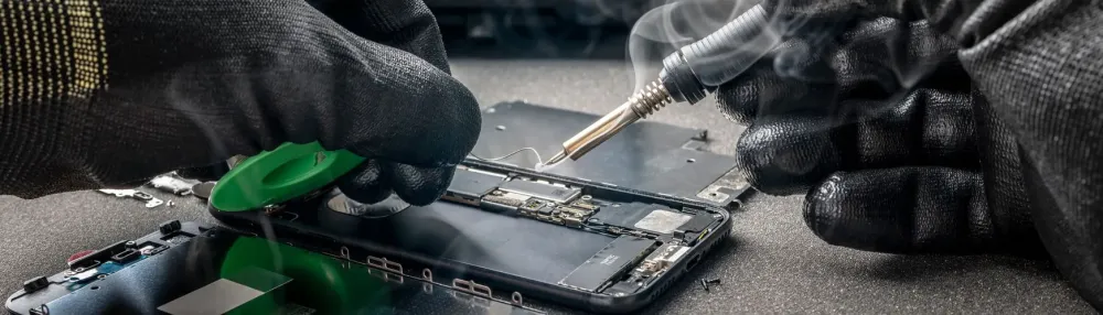 Écran iPhone près de La Roche-Vineuse